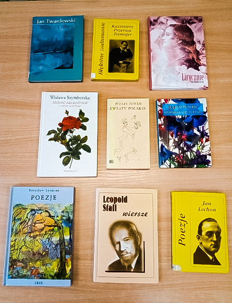 zdjęcie okładek książek polskich poetów - propozycje biblioteki